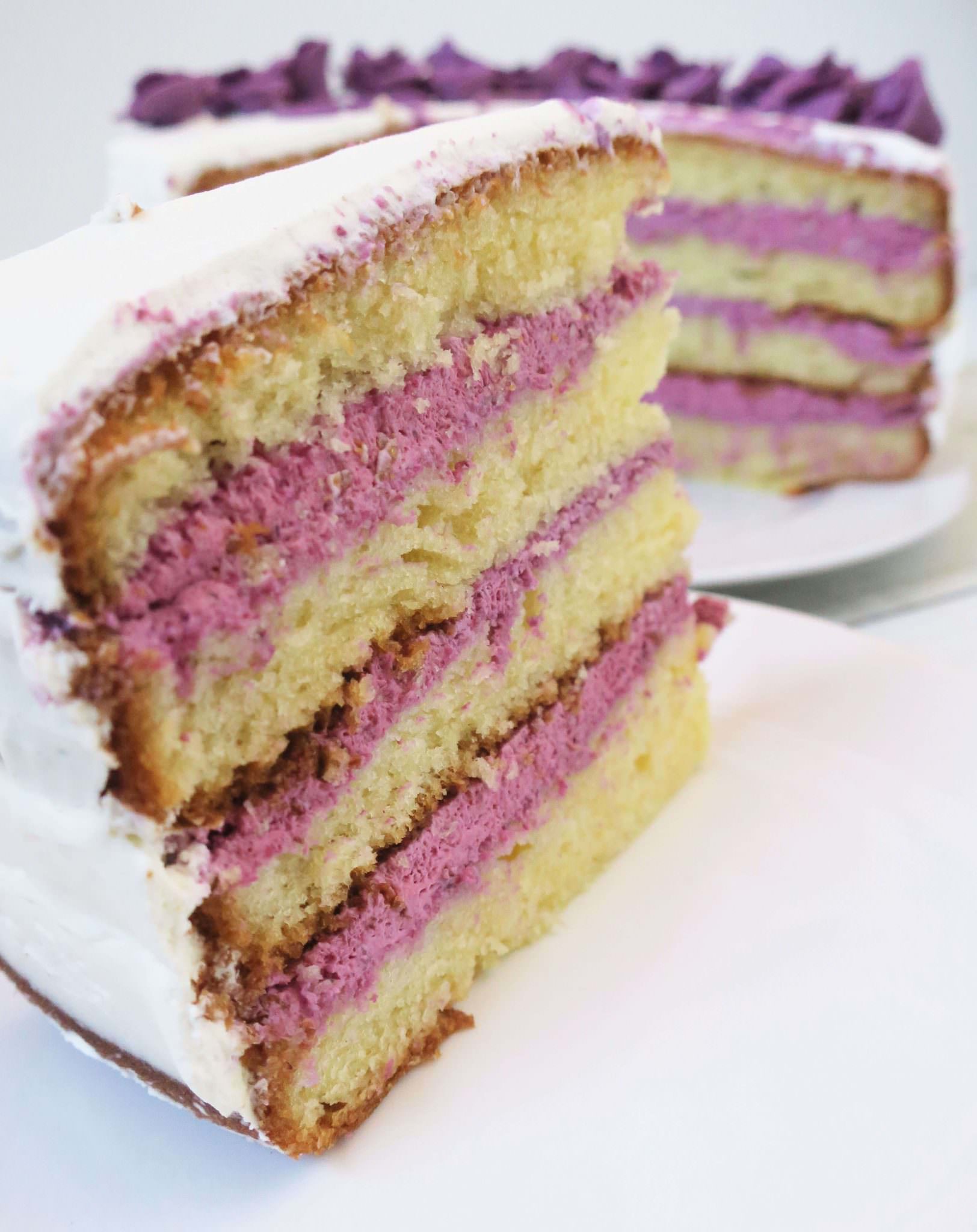 Recette Layer Cake Aux Fruits Rouges Et Fleurs En Pate A Sucre