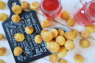 gougères au gruyère râpé