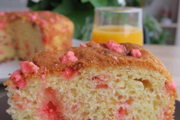 brioche aux pralines roses